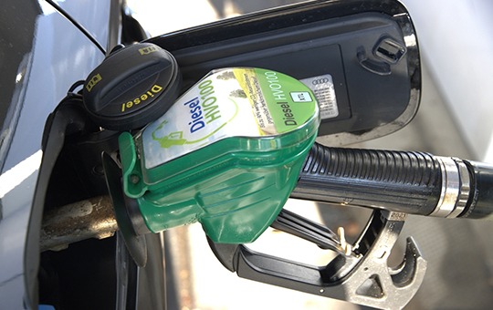 Ein Jahr HVO100 – Wie bekannt und zukunftsfähig ist der neue Diesel?