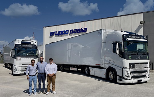 Kässbohrer liefert Next Generation Double-Deck-Kühlauflieger an die Paglia Group